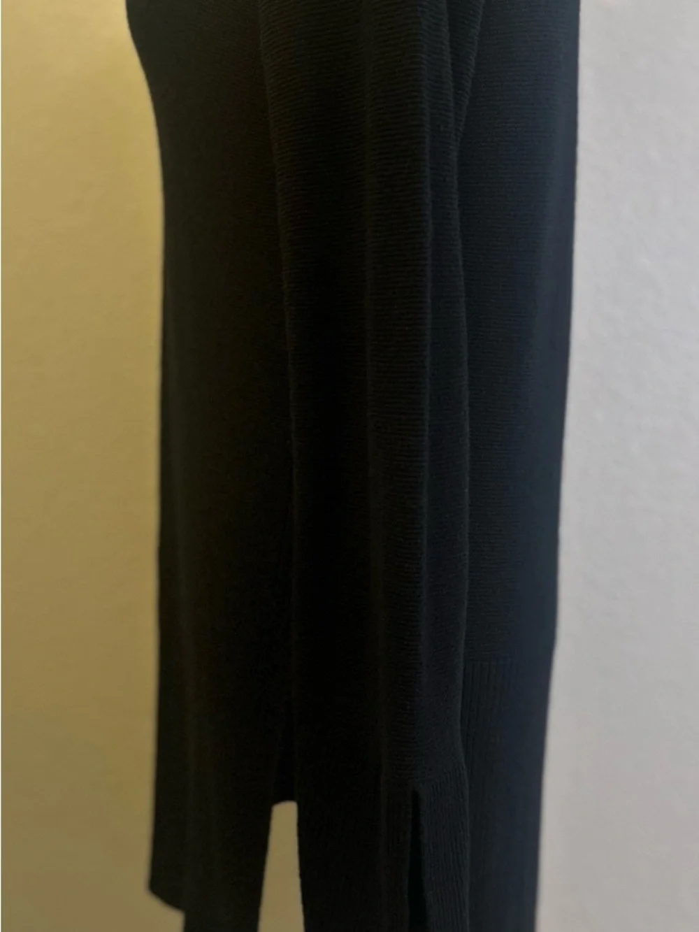 #195- Free People Criss Cross Tunic Black Knit‎ Sweater